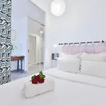 Les Beaux Jours Super Flat For 3 With Ac, Balcony & View *